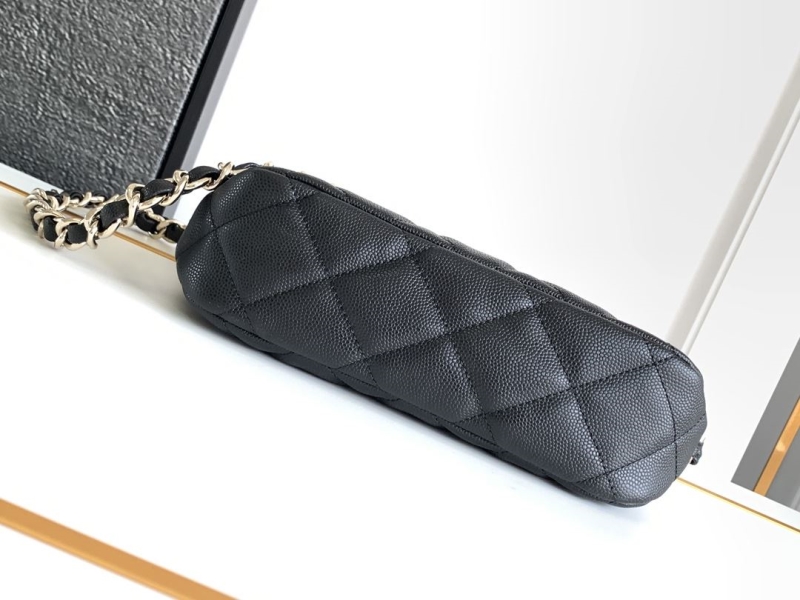 Ch**el hobo bags